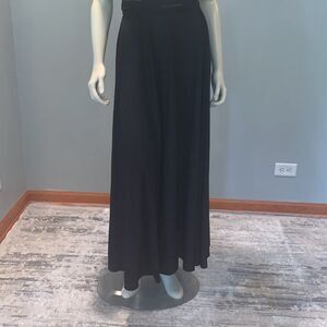 Vintage Black Maxi Skirt by Koret of California | Long Full Black Skirt | Label‎
